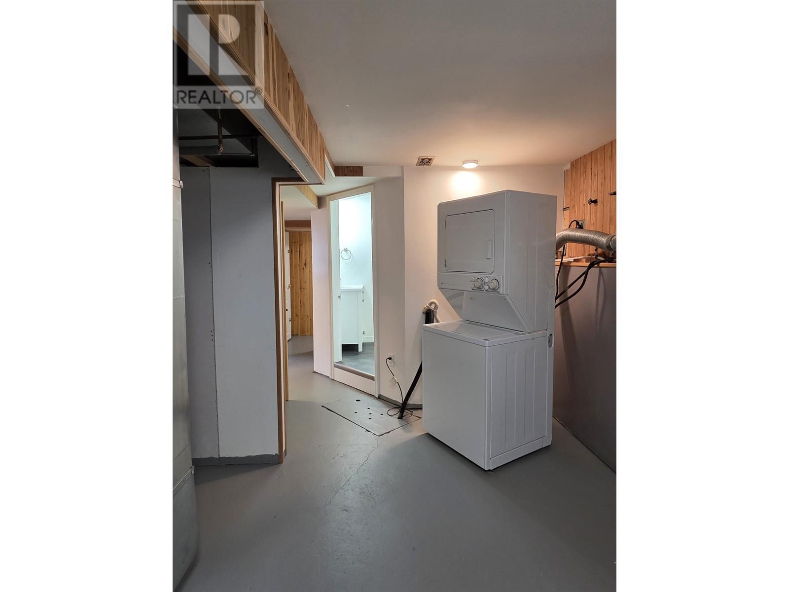 10 MCDONALD AVENUE, Granisle