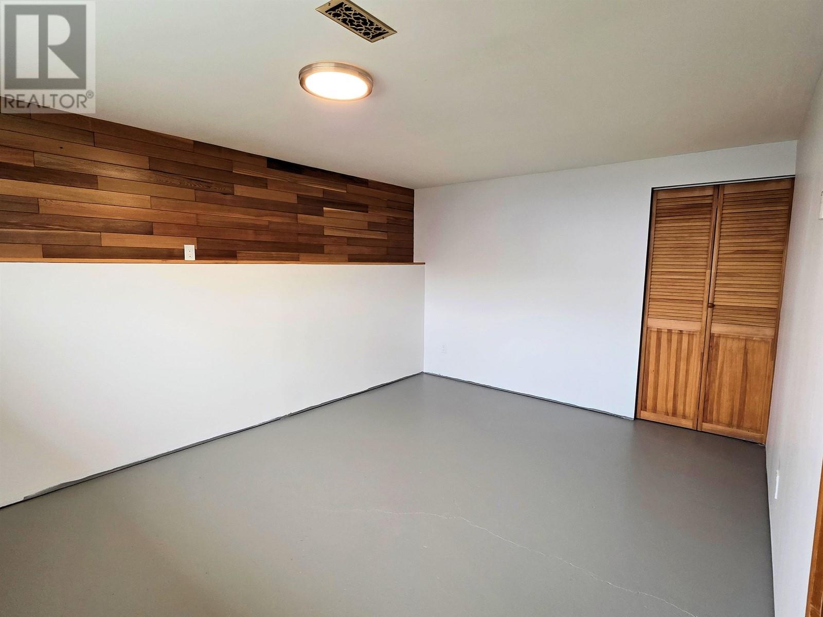 10 MCDONALD AVENUE, Granisle
