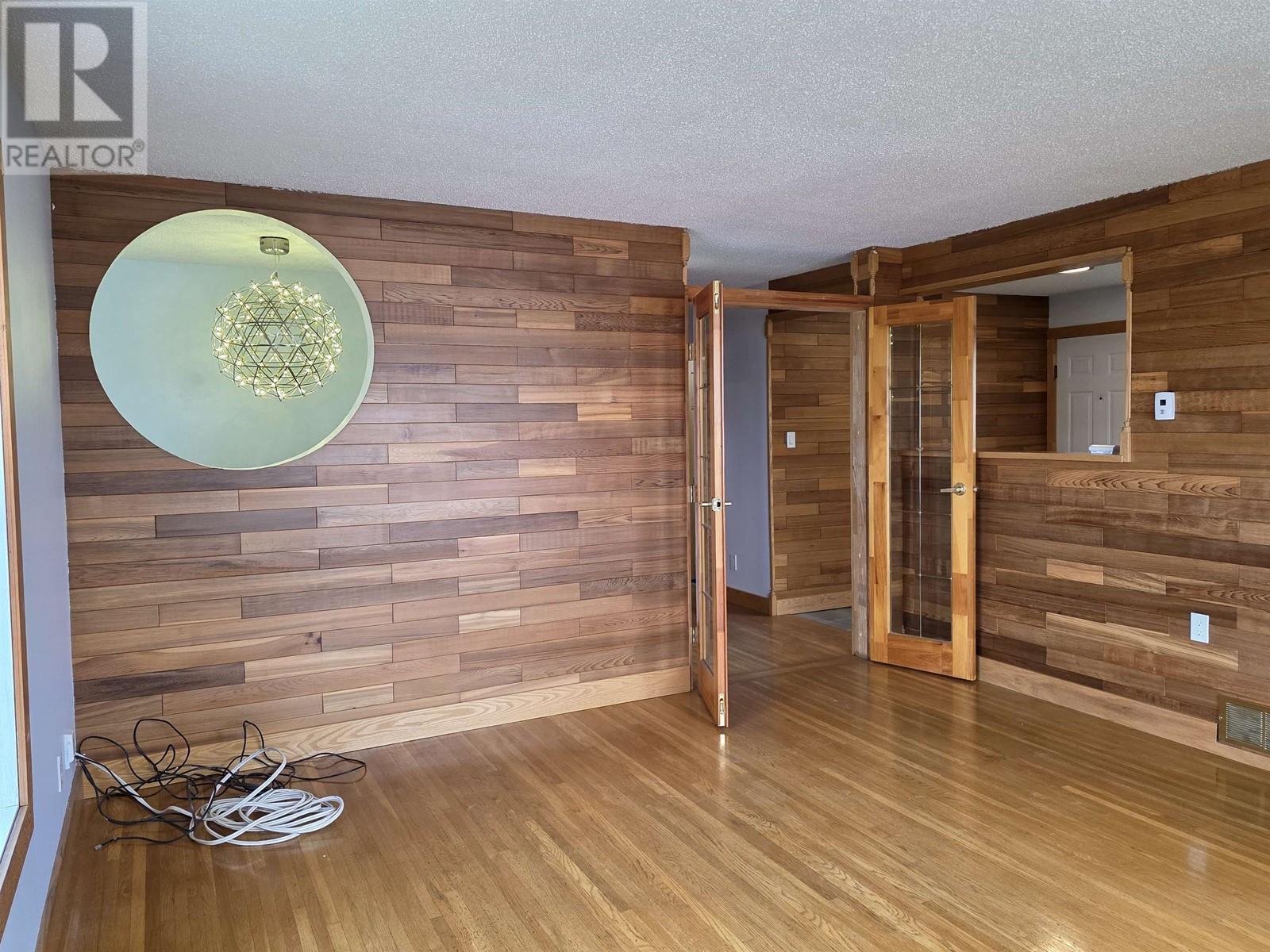 10 MCDONALD AVENUE, Granisle