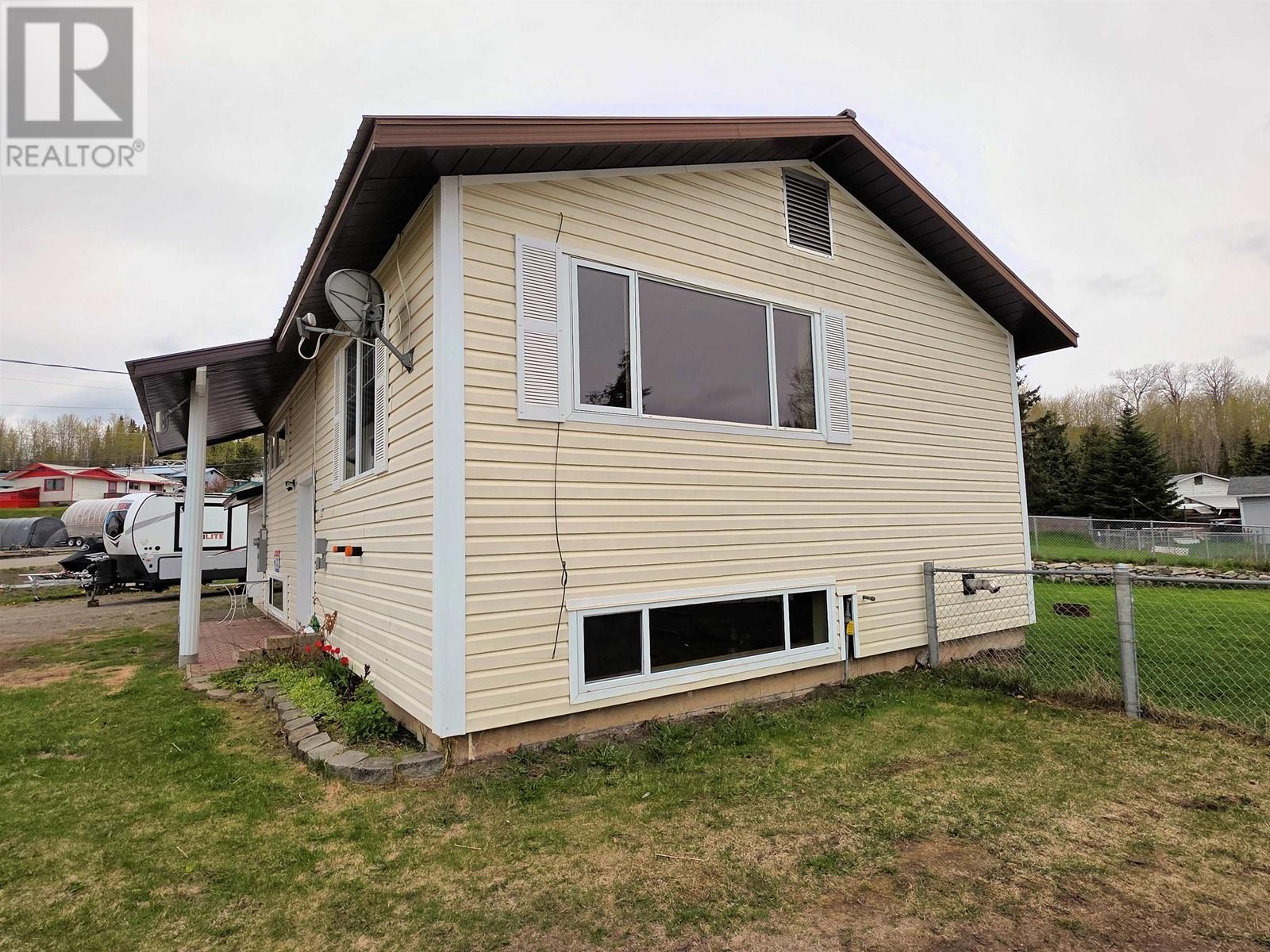 10 MCDONALD AVENUE, Granisle
