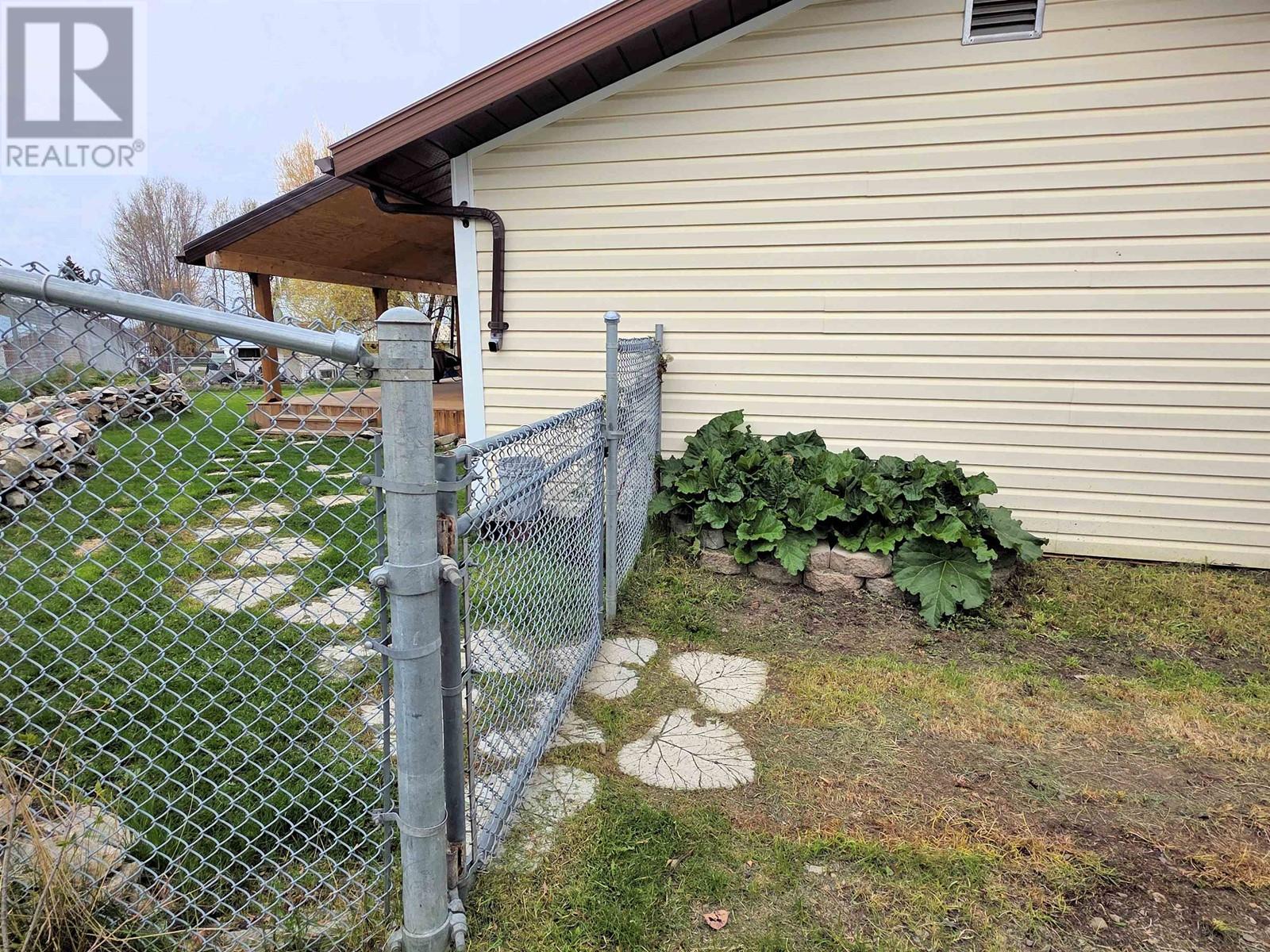 10 MCDONALD AVENUE, Granisle