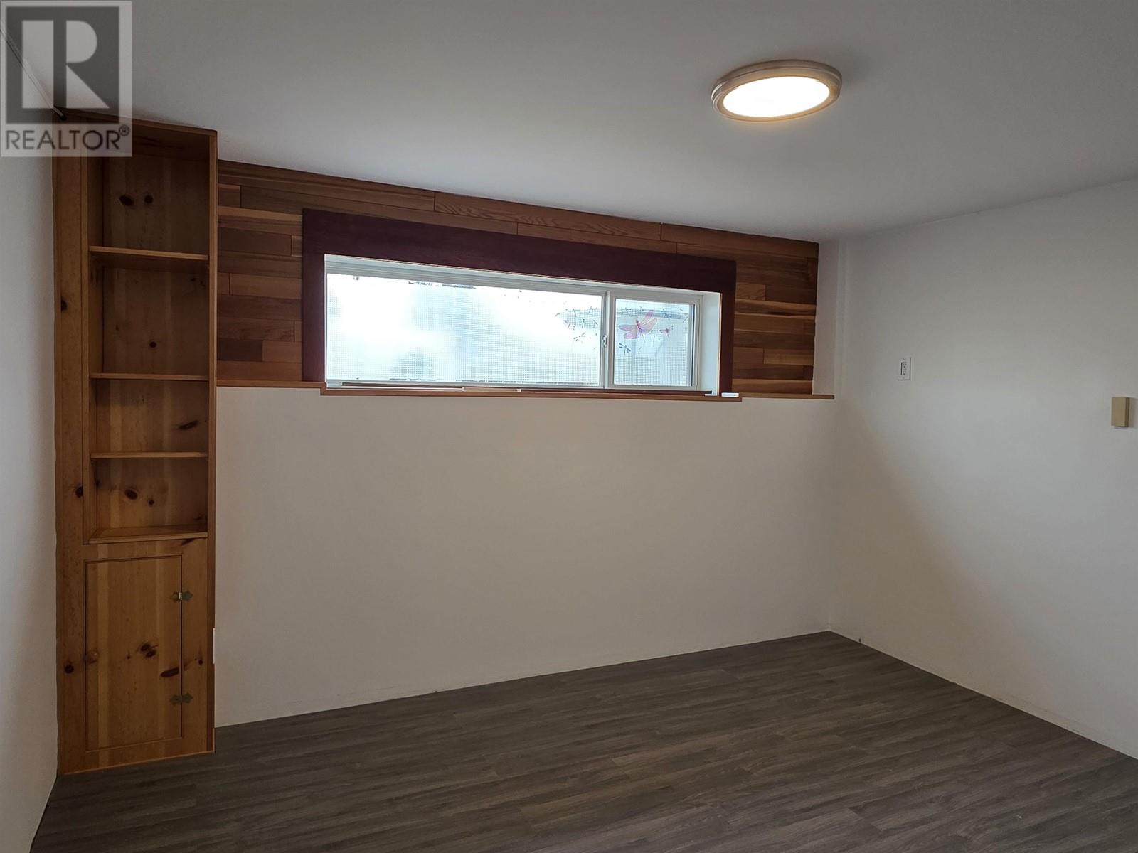 10 MCDONALD AVENUE, Granisle