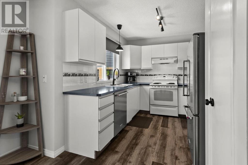 Single Family House for Sale in  Hidden Green NW Hidden Valley Calgary 