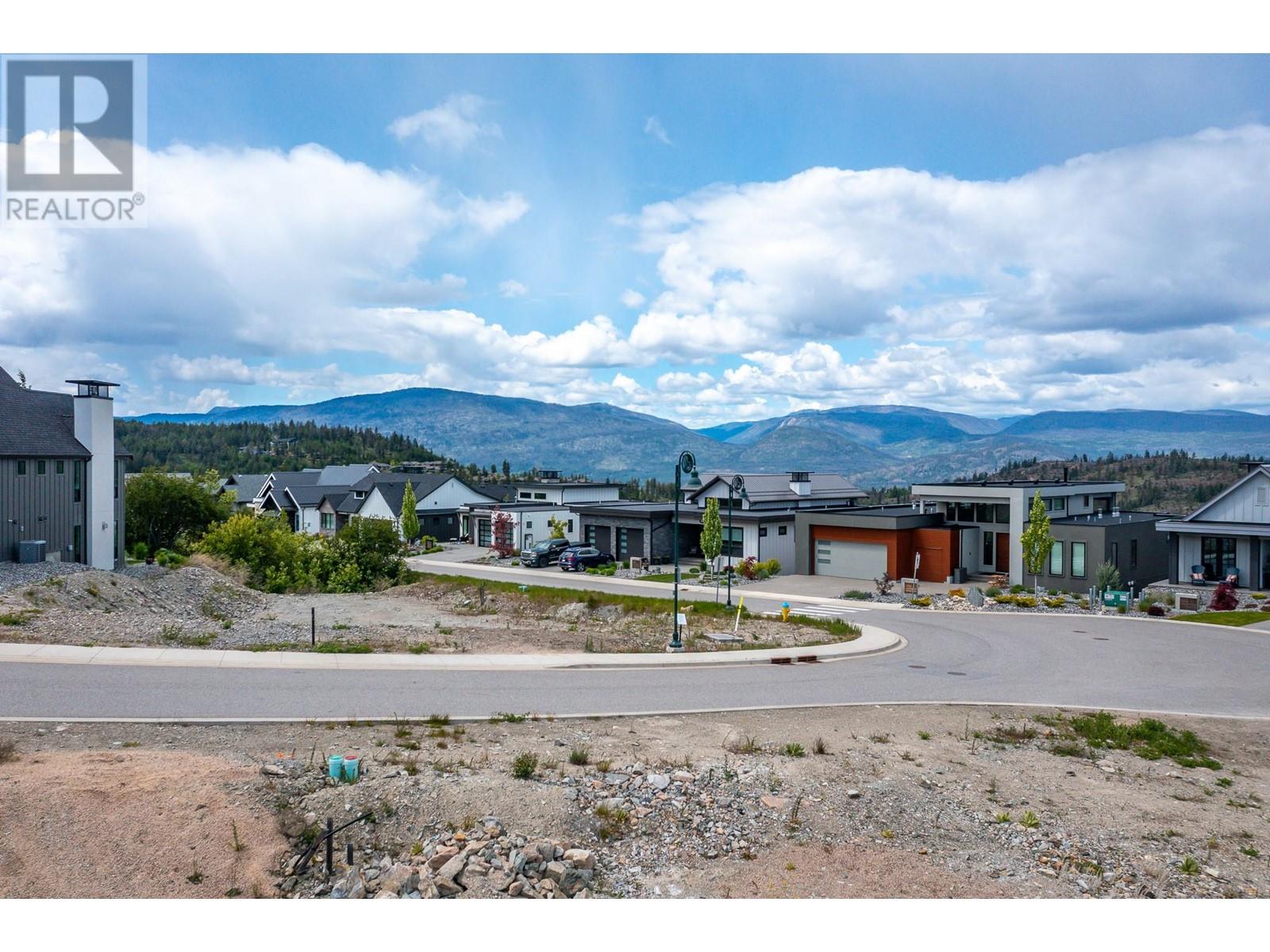  202 Diamond Way, Vernon
