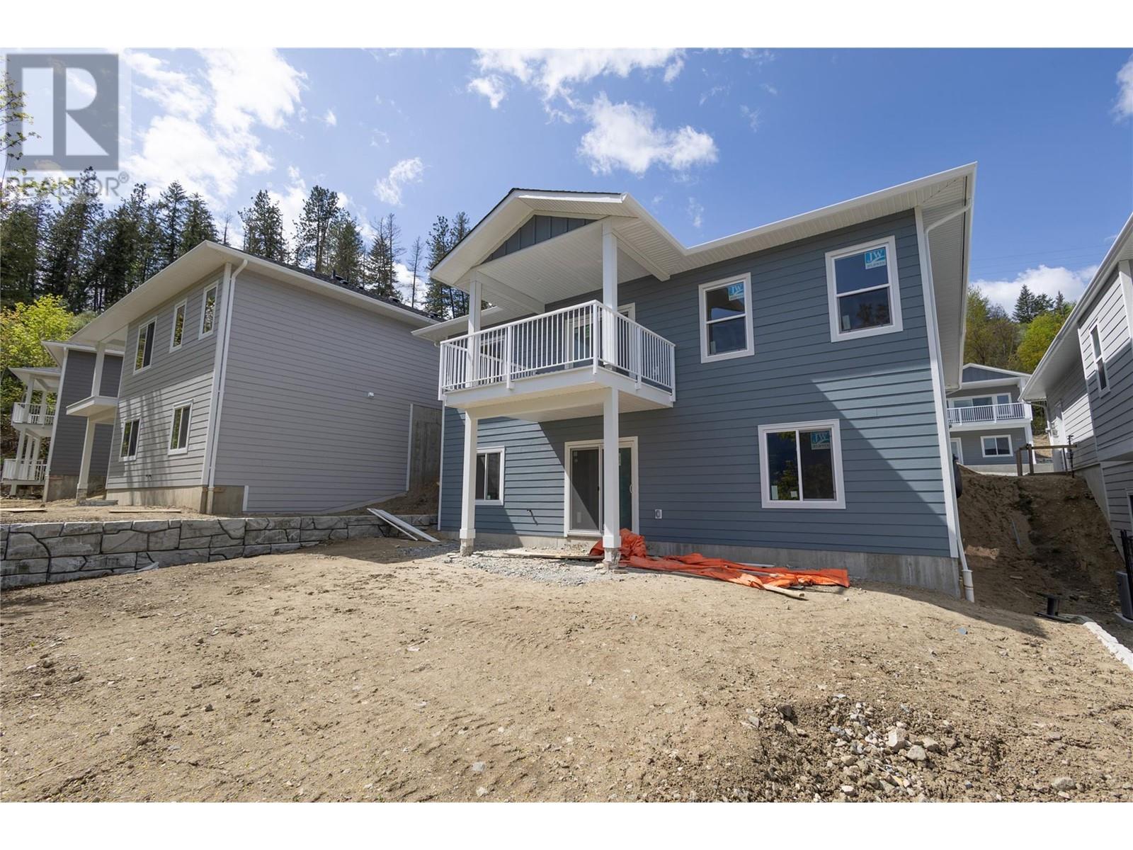 102 806 Cliff Avenue, Enderby