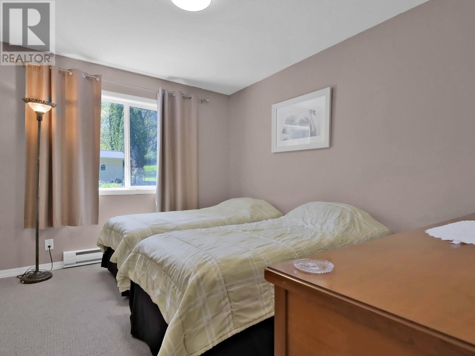 15014 KATO Street, Summerland