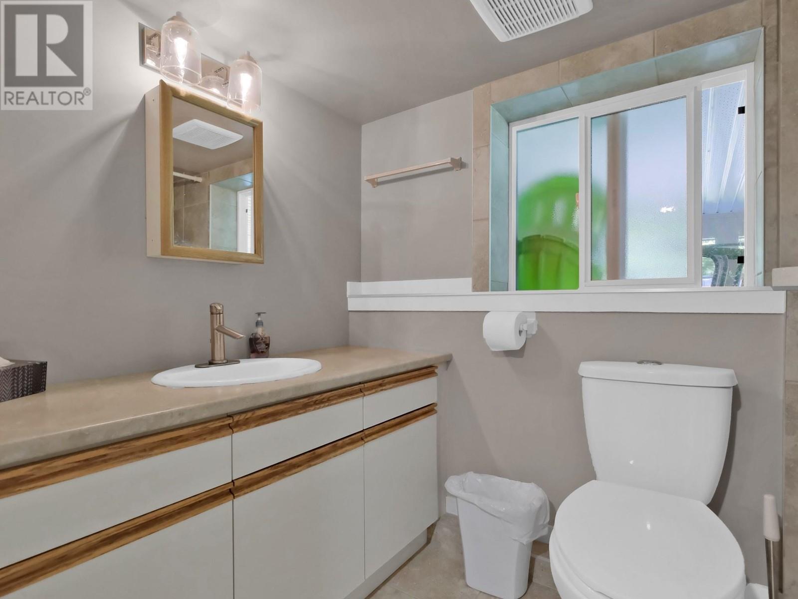 15014 KATO Street, Summerland