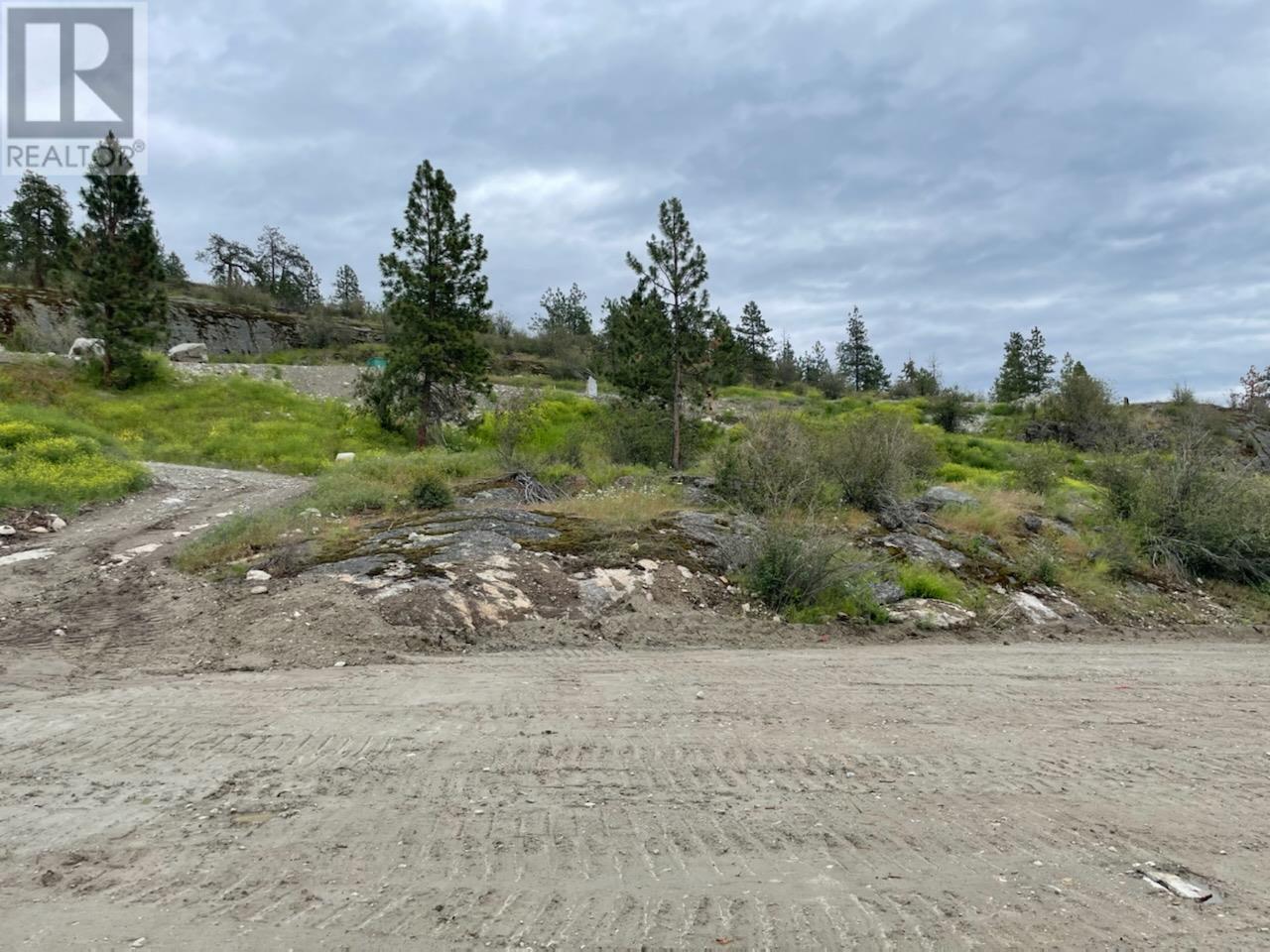 2 4650 North Naramata Road, Naramata