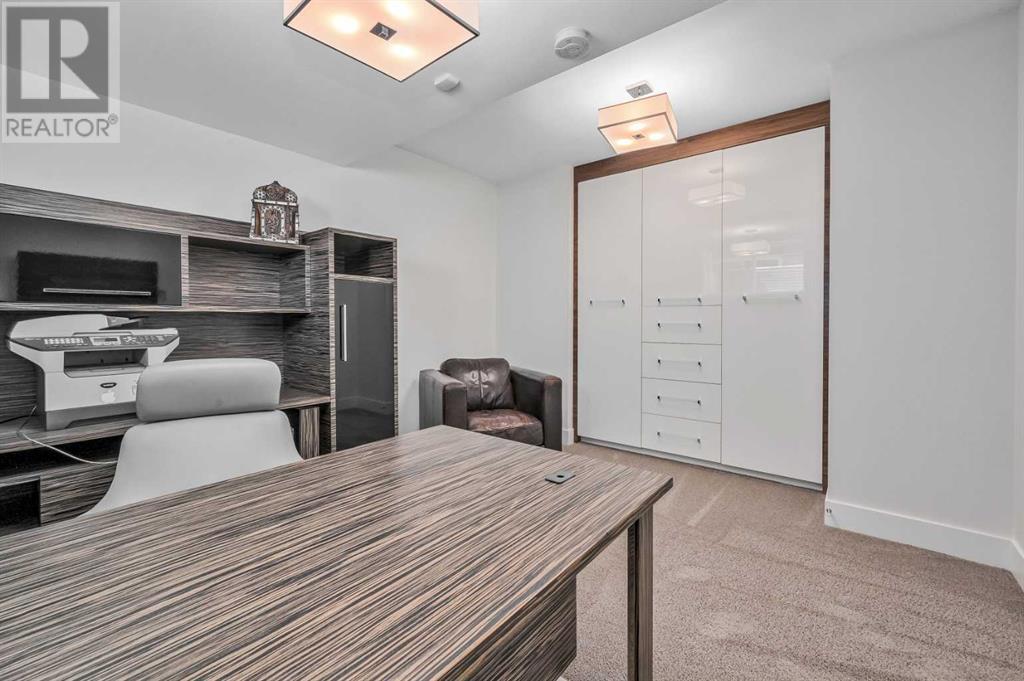 Single Family House for Sale in   Avenue NE Winston Heights/Mountview Calgary 