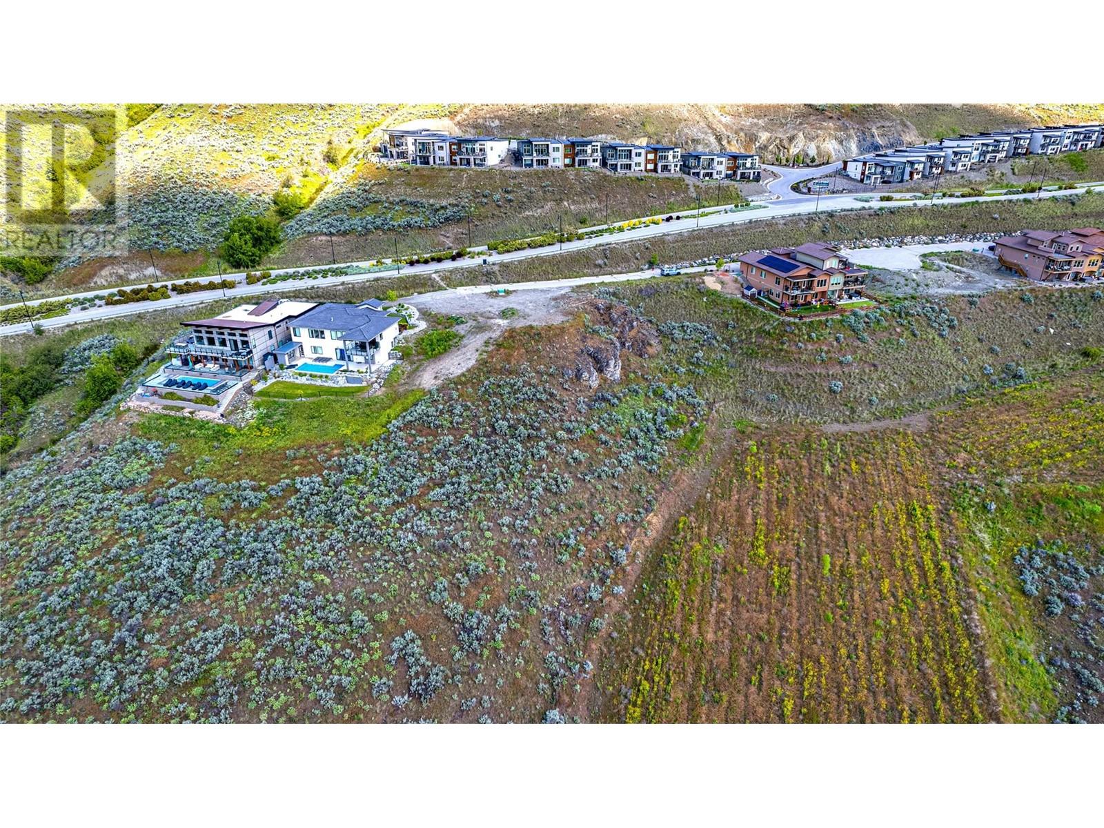 34 595 Vineyard Way North Way, Vernon