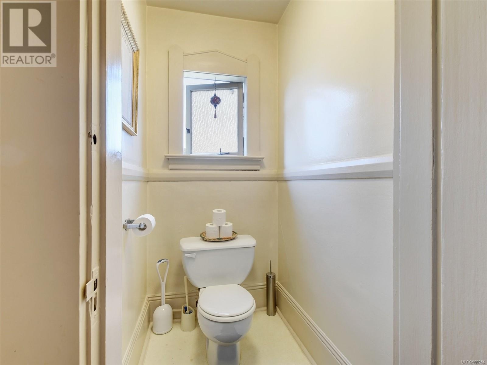 516 Su'it St, Victoria