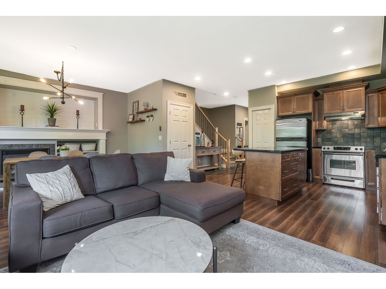 6668 195 STREET, Surrey real estate listing R3006218