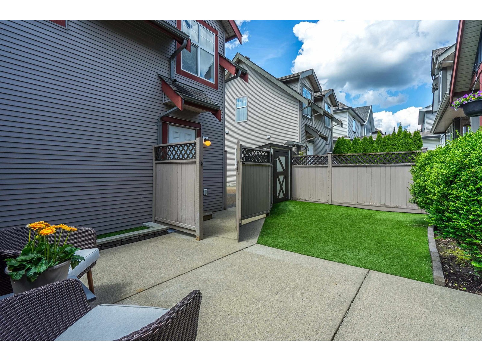 6668 195 STREET, Surrey real estate listing R3006218