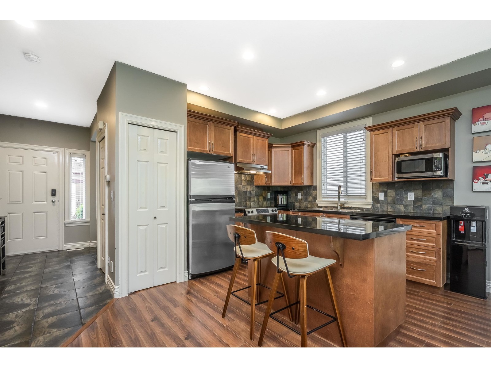 6668 195 STREET, Surrey real estate listing R3006218