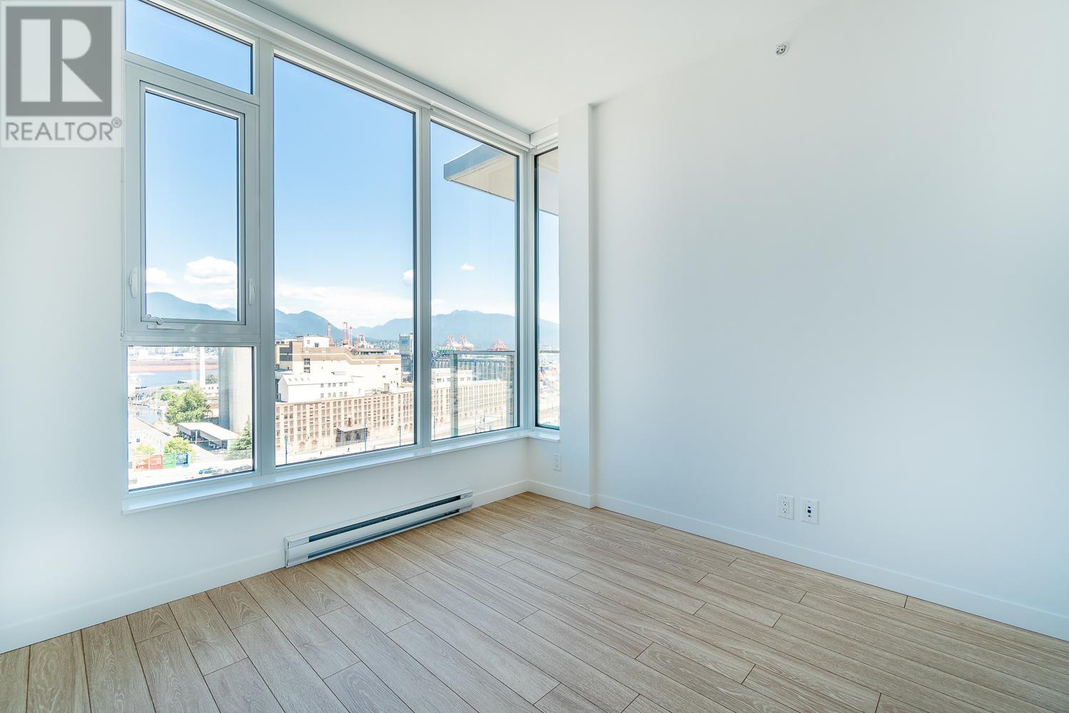 PH9 955 E HASTINGS STREET, Vancouver real estate listing R3005646