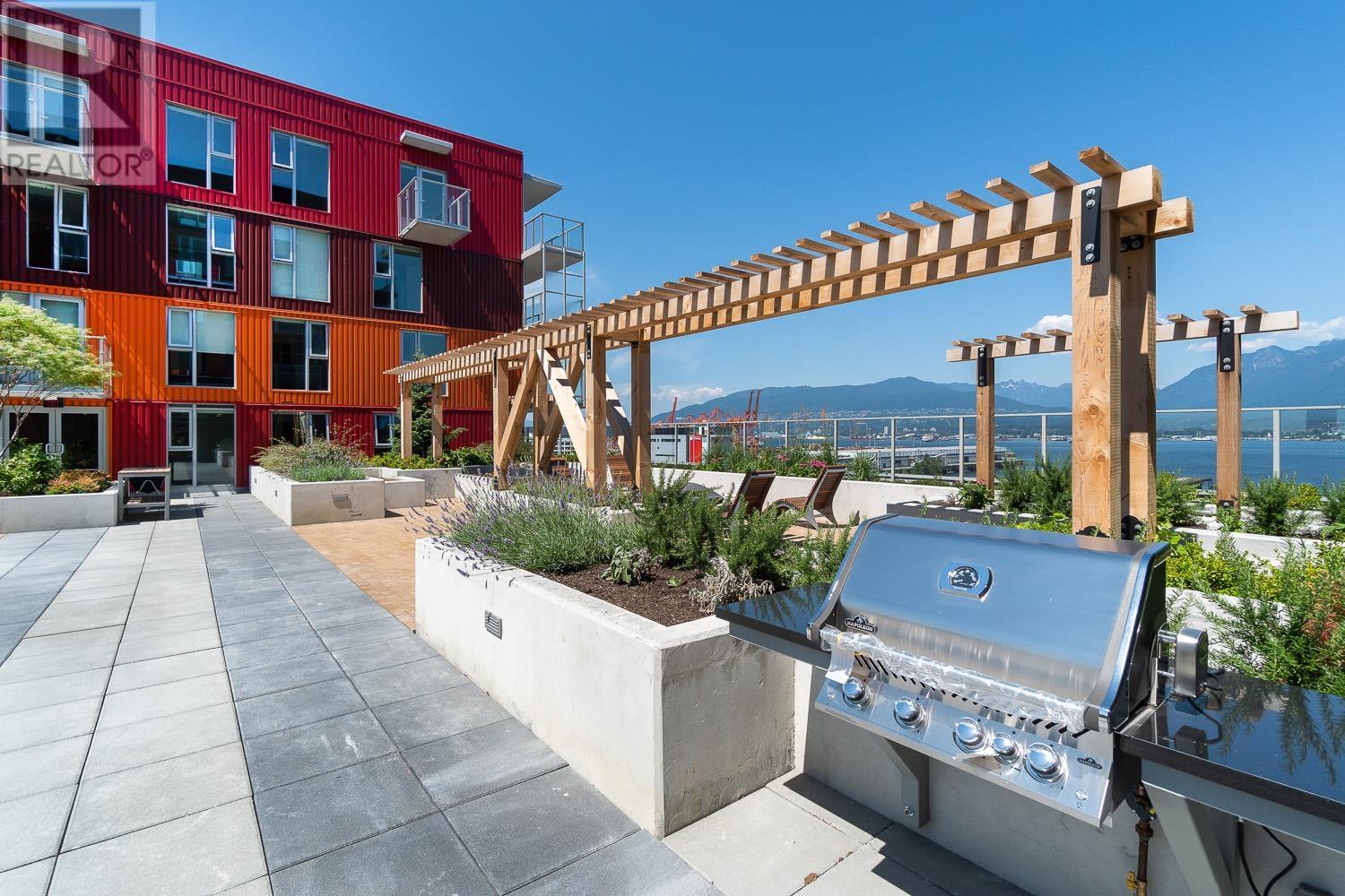 PH9 955 E HASTINGS STREET, Vancouver real estate listing R3005646