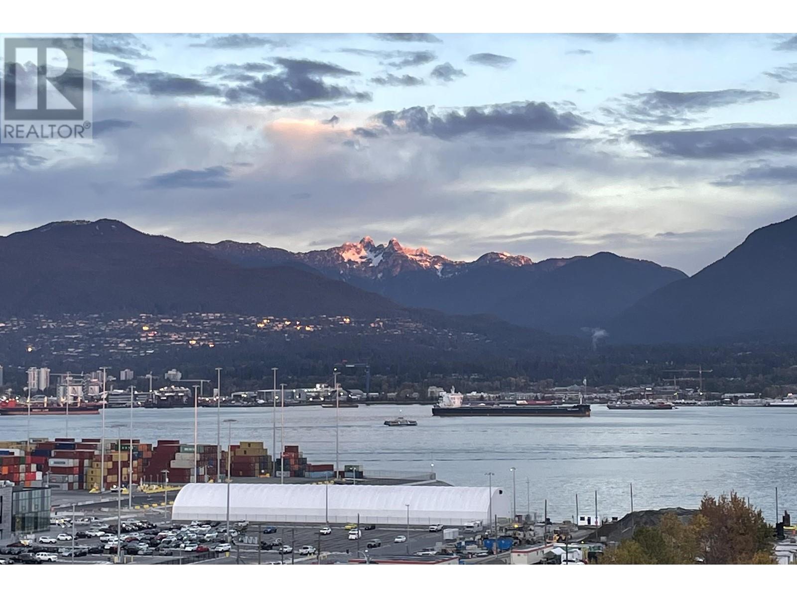 PH9 955 E HASTINGS STREET, Vancouver real estate listing R3005646