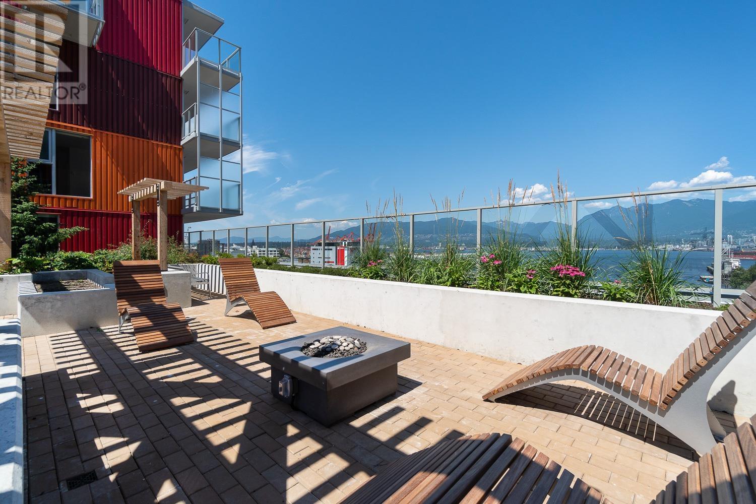 PH9 955 E HASTINGS STREET, Vancouver real estate listing R3005646