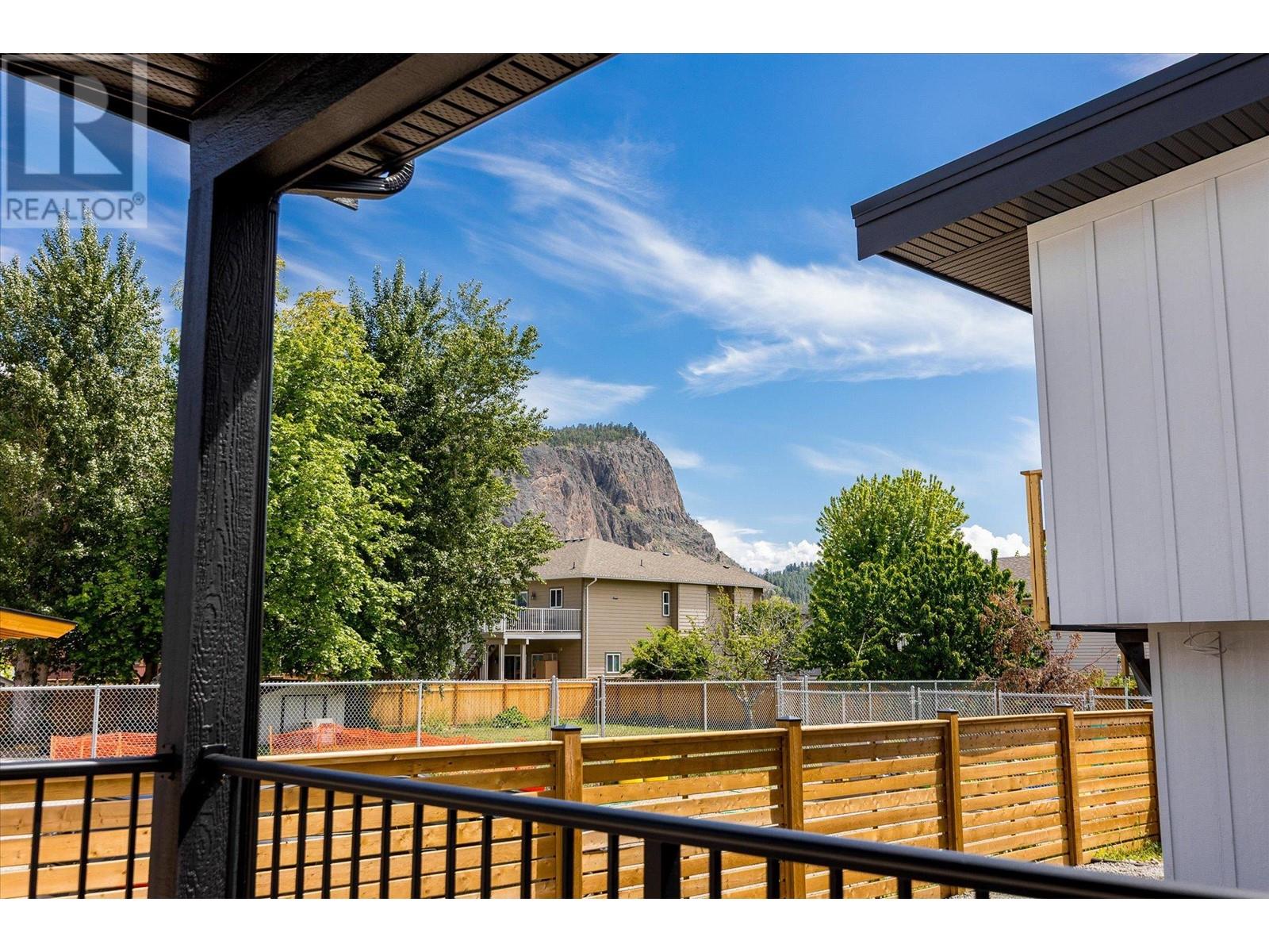  10907 Prairie Valley Road, Summerland
