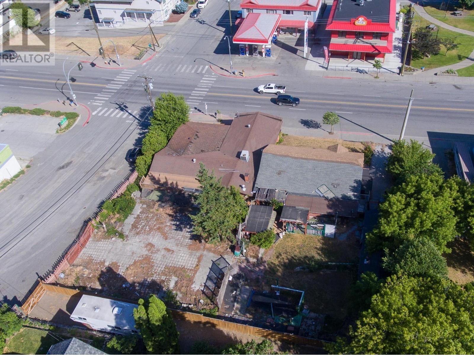 705 MAIN Street, Lillooet