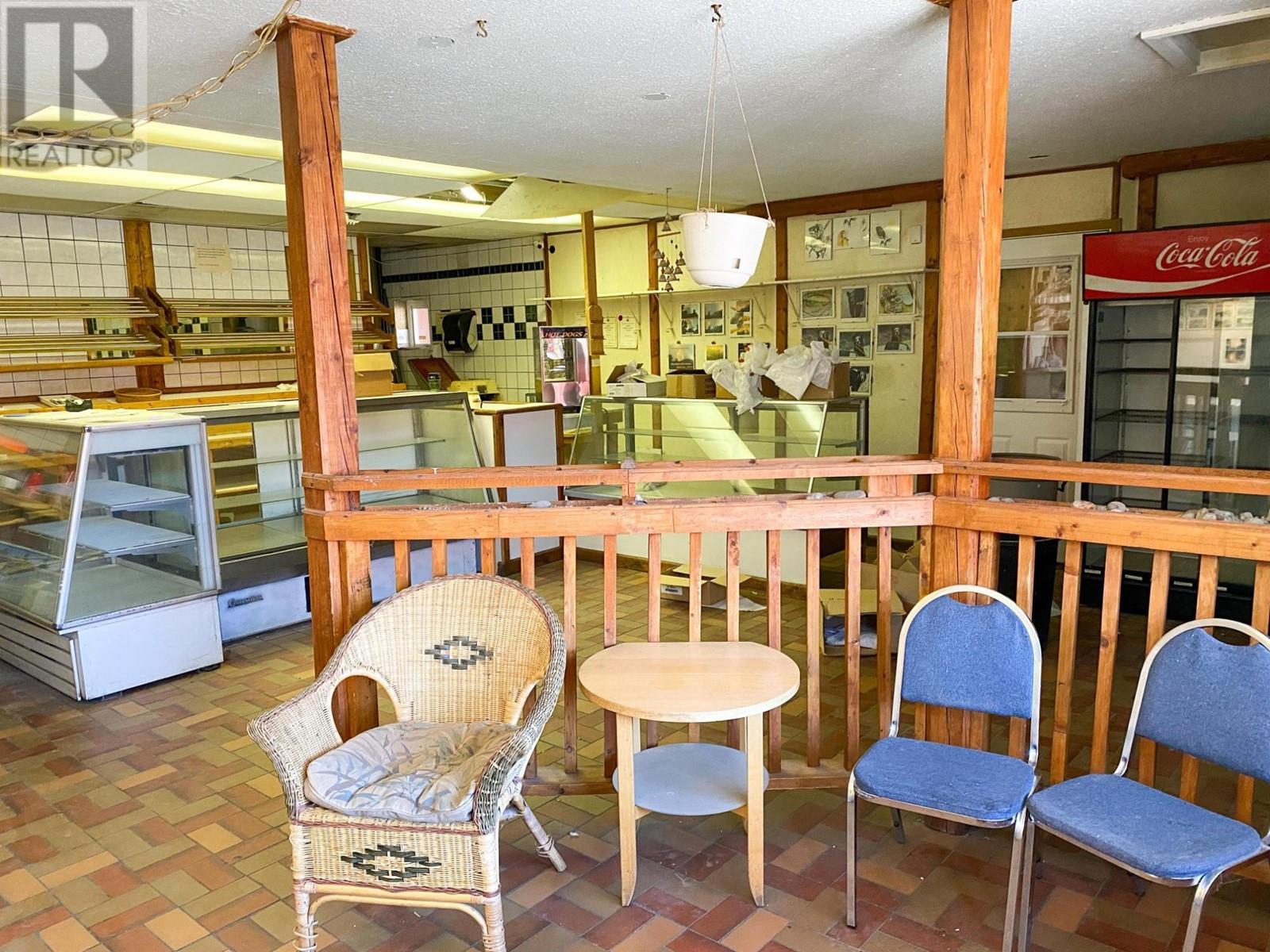 705 MAIN Street, Lillooet
