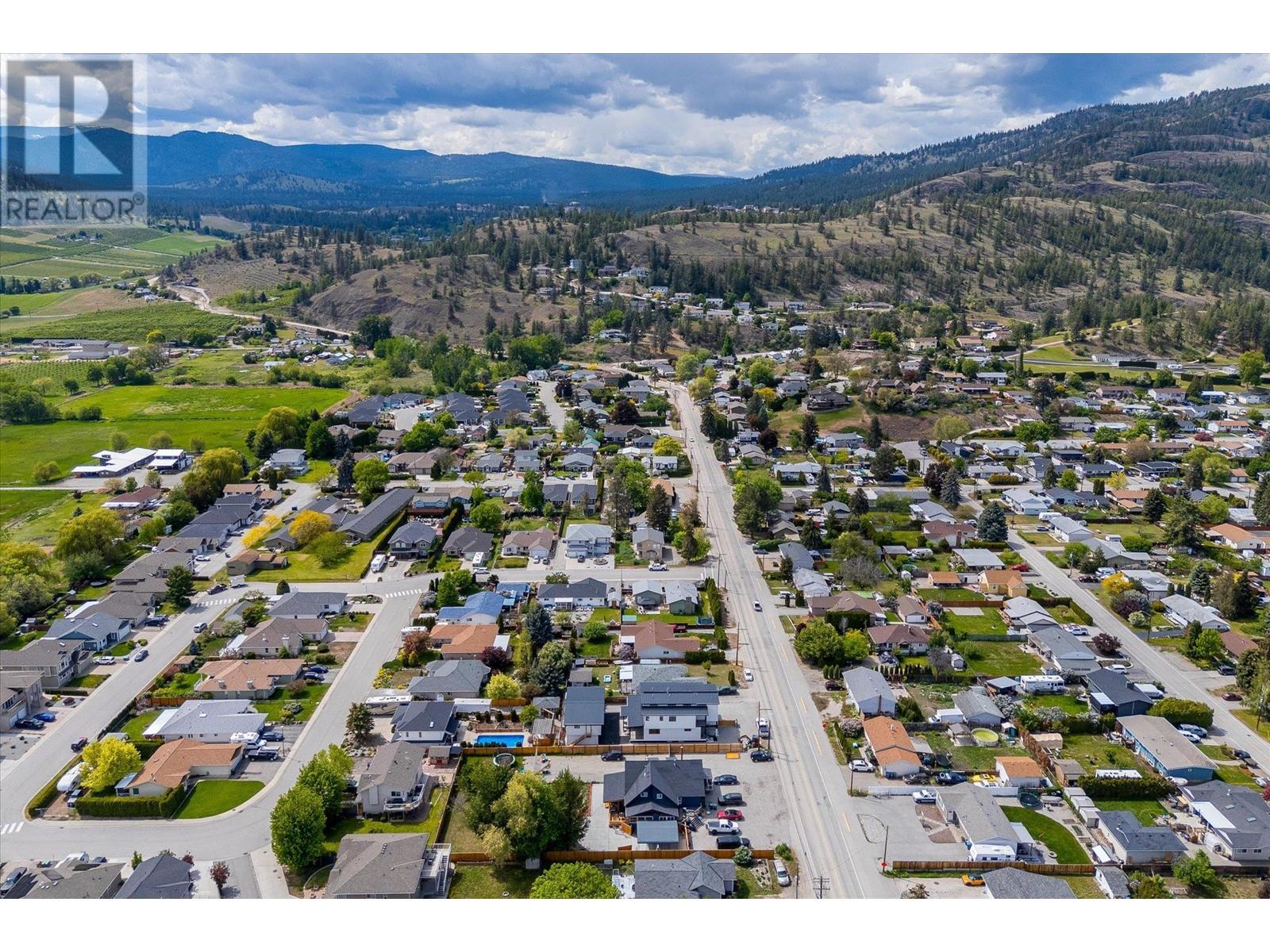 10907 Prairie Valley Road Unit# 2, Summerland