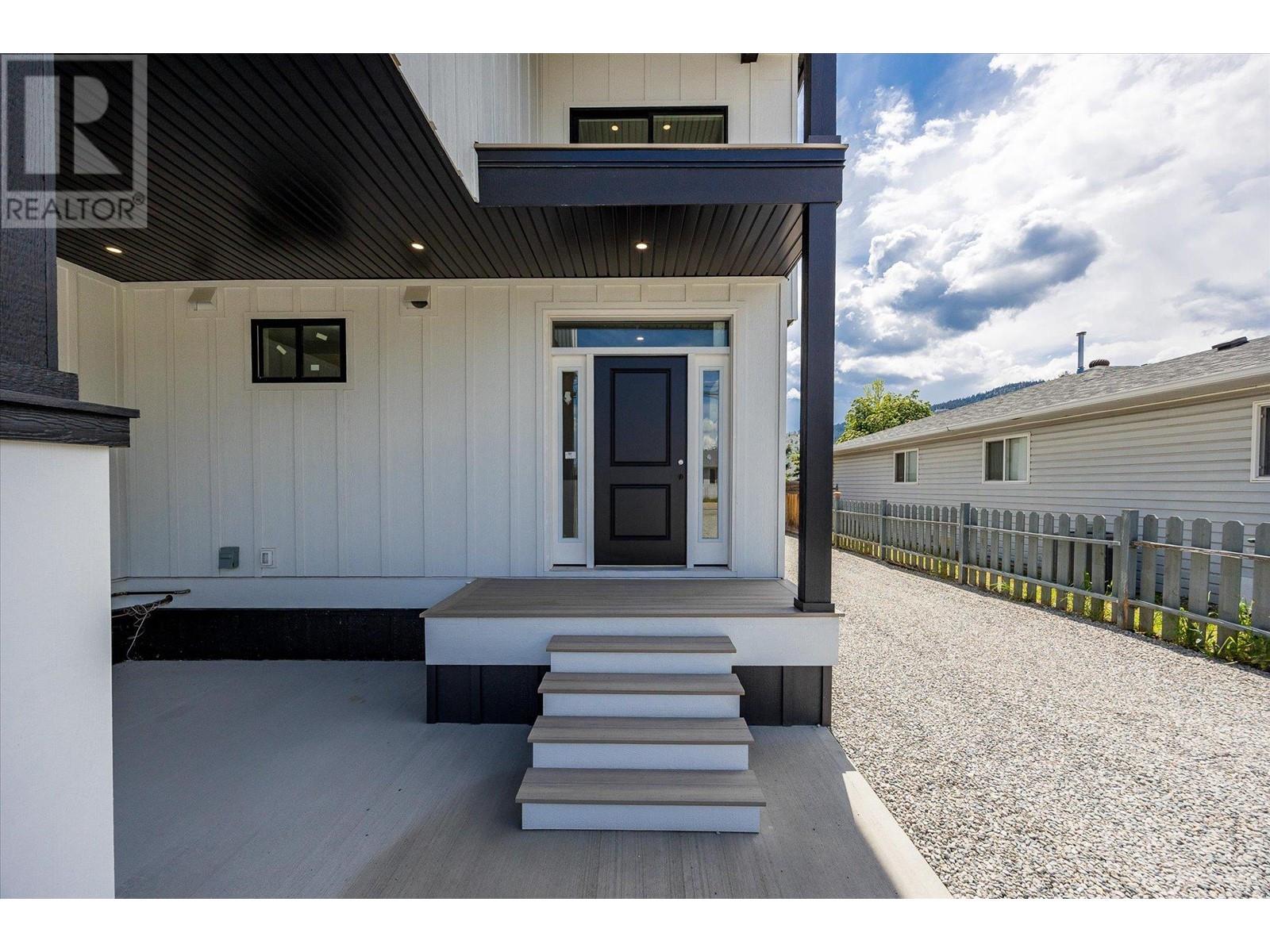 10907 Prairie Valley Road Unit# 2, Summerland