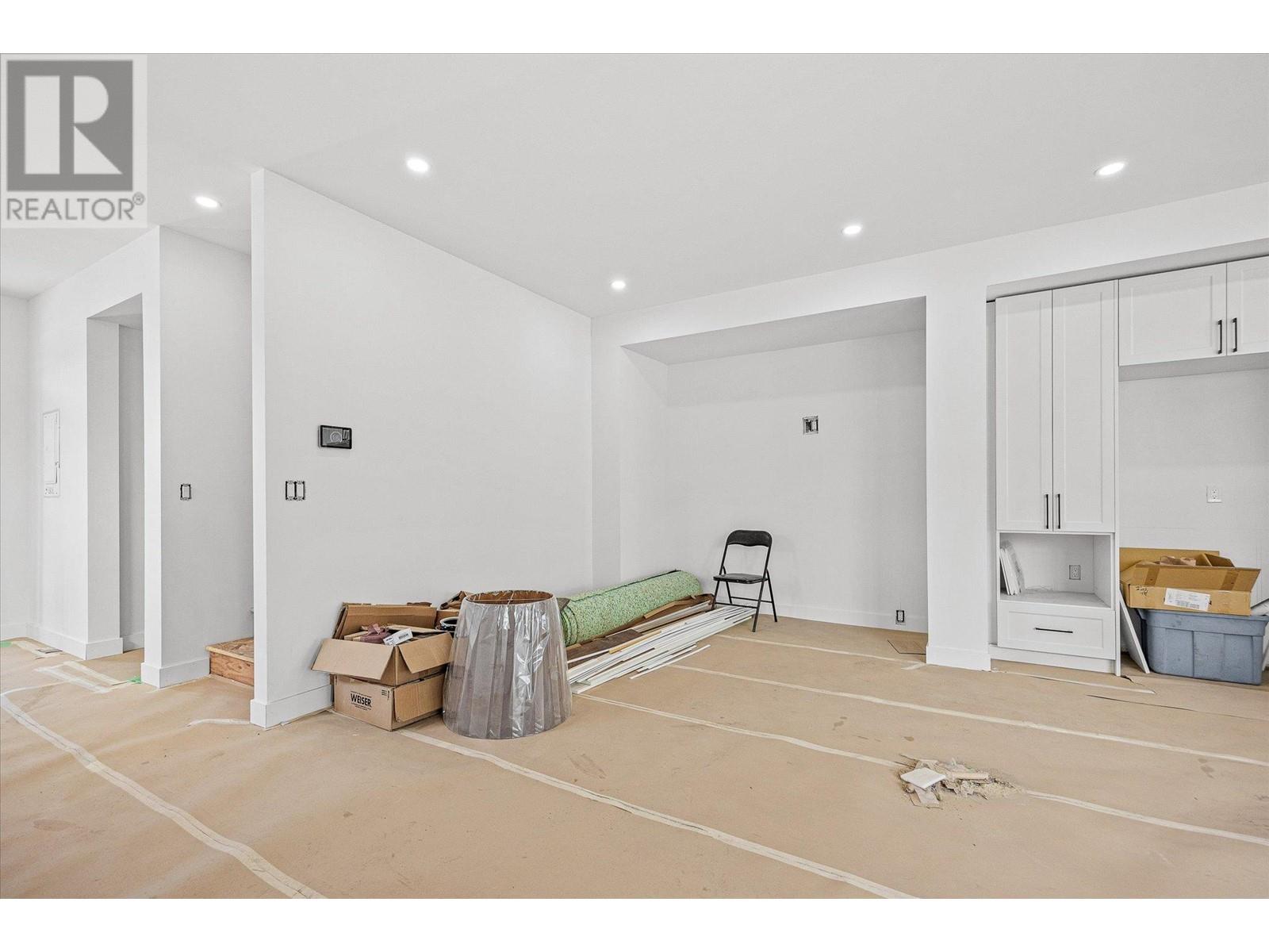 10907 Prairie Valley Road Unit# 2, Summerland