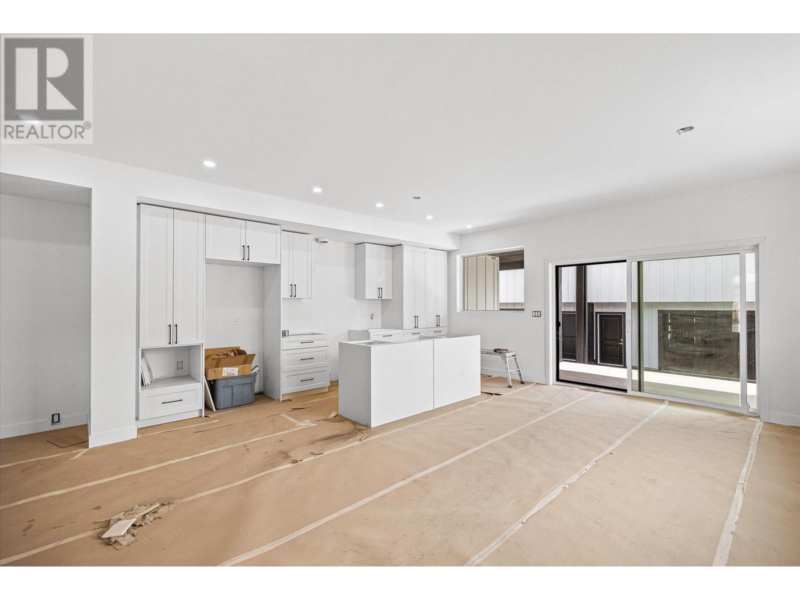10907 Prairie Valley Road Unit# 2, Summerland