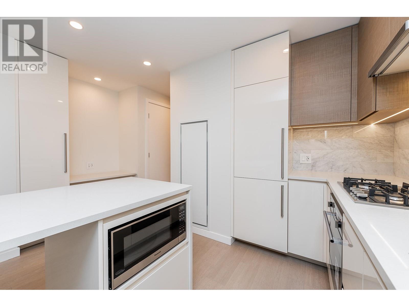 1001 2108 GILMORE AVENUE, Burnaby real estate listing R3006192