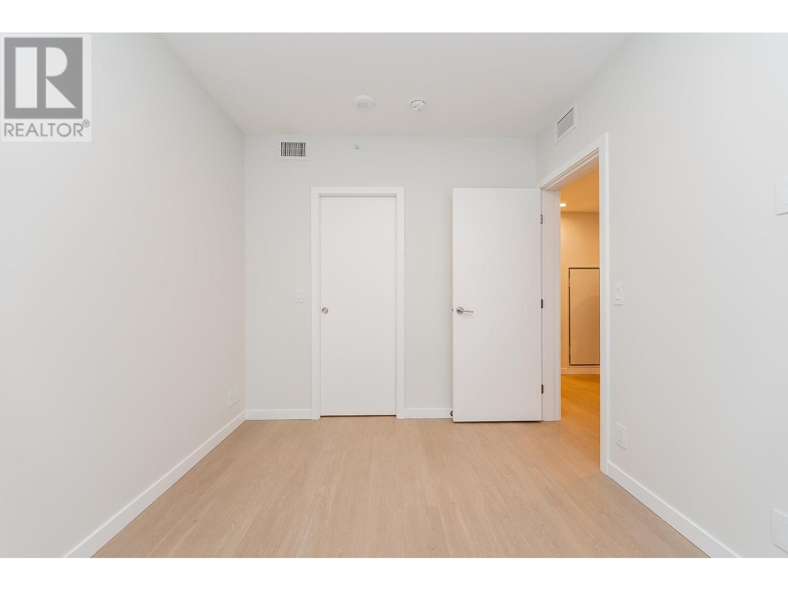 1001 2108 GILMORE AVENUE, Burnaby real estate listing R3006192