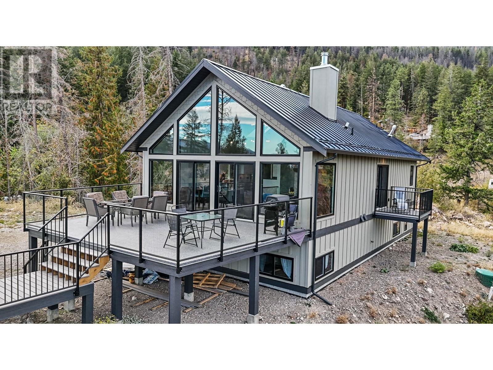 591 Moody Crescent, Vernon