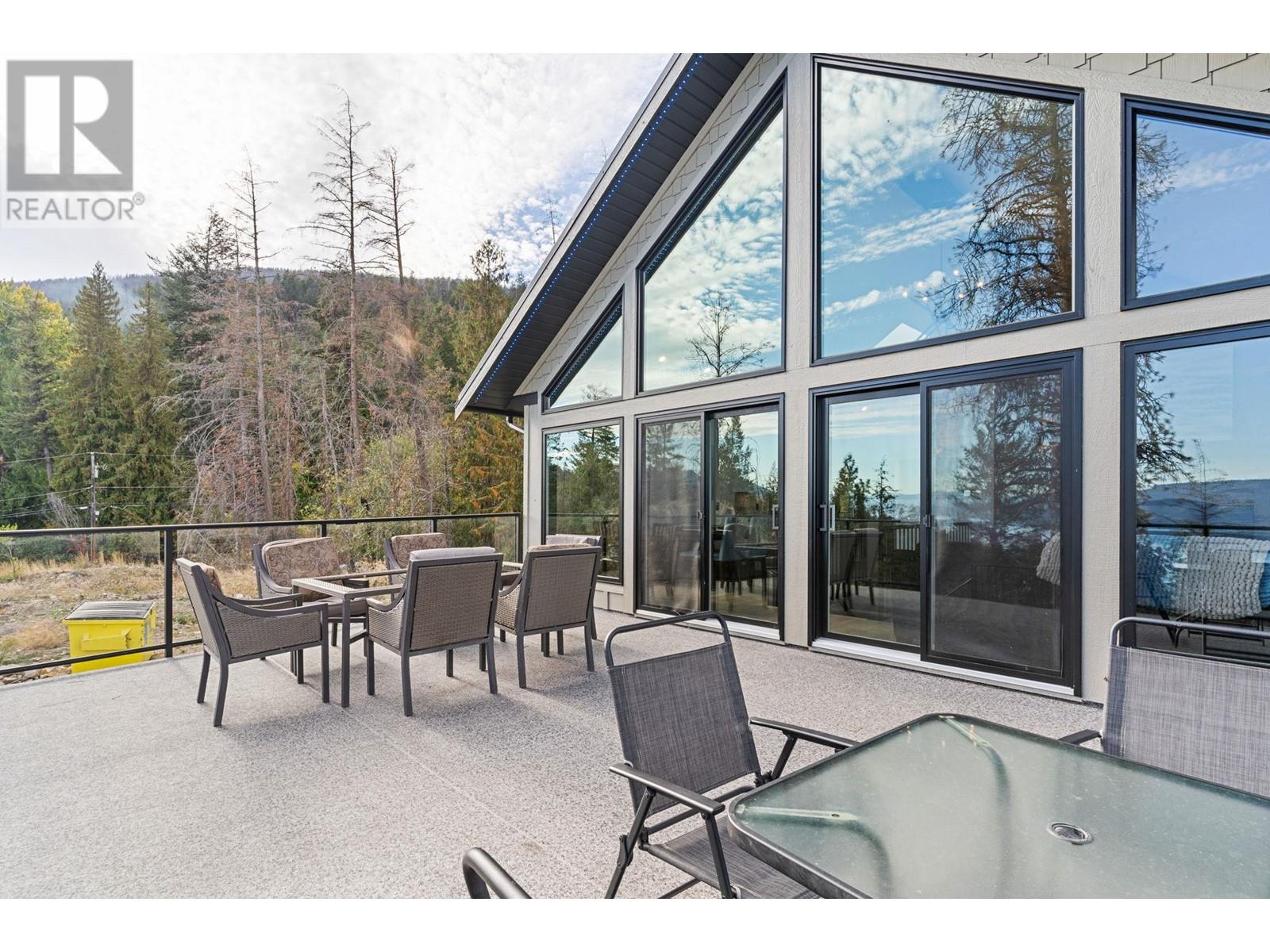  591 Moody Crescent, Vernon