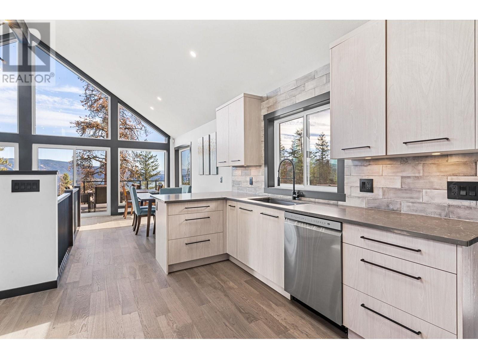  591 Moody Crescent, Vernon
