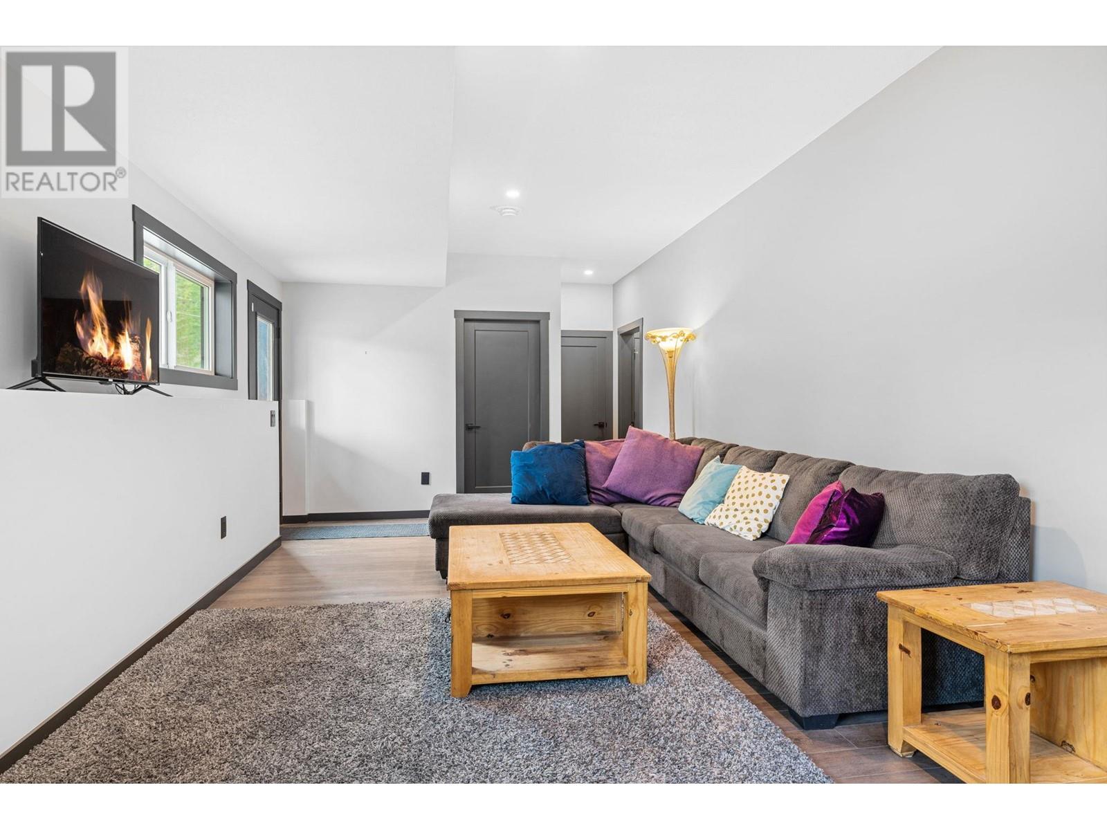 591 Moody Crescent, Vernon