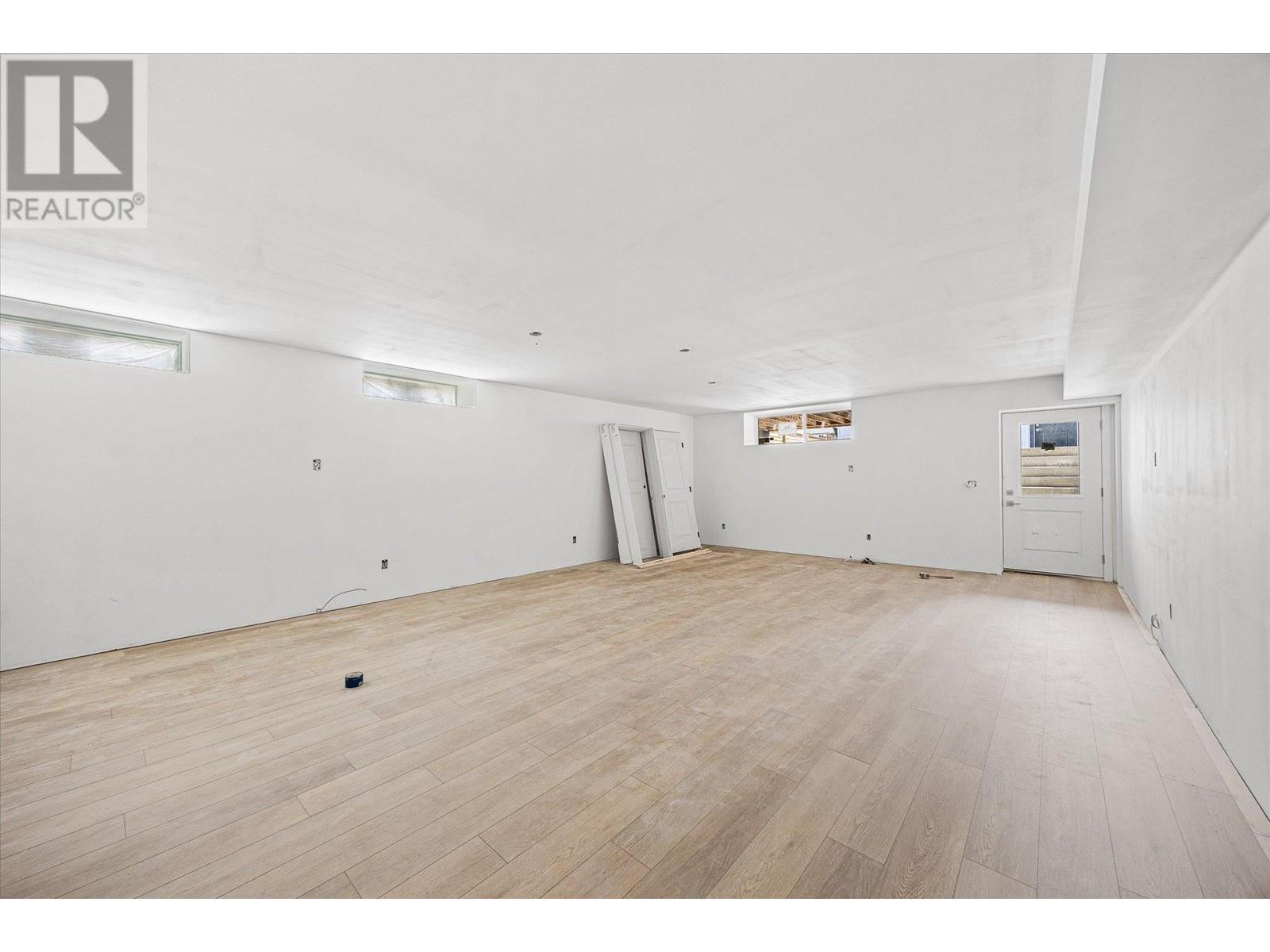 10907 Prairie Valley Road Unit# 1, Summerland
