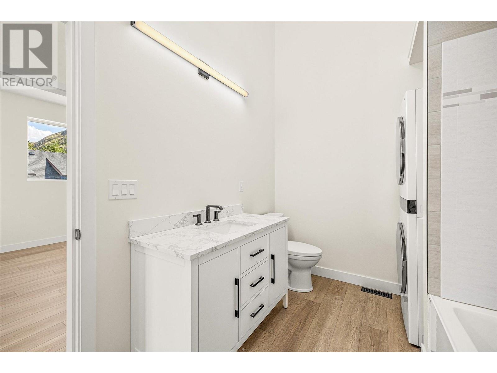10907 Prairie Valley Road Unit# 1, Summerland