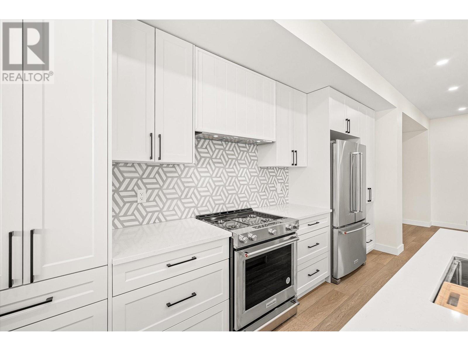 10907 Prairie Valley Road Unit# 1, Summerland