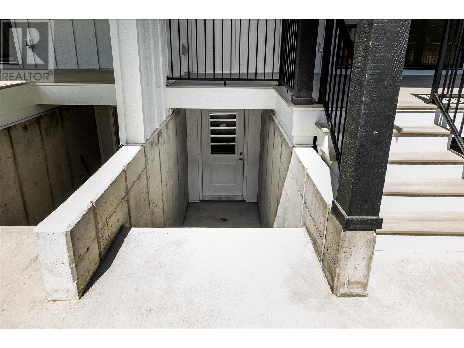 10907 Prairie Valley Road Unit# 1, Summerland