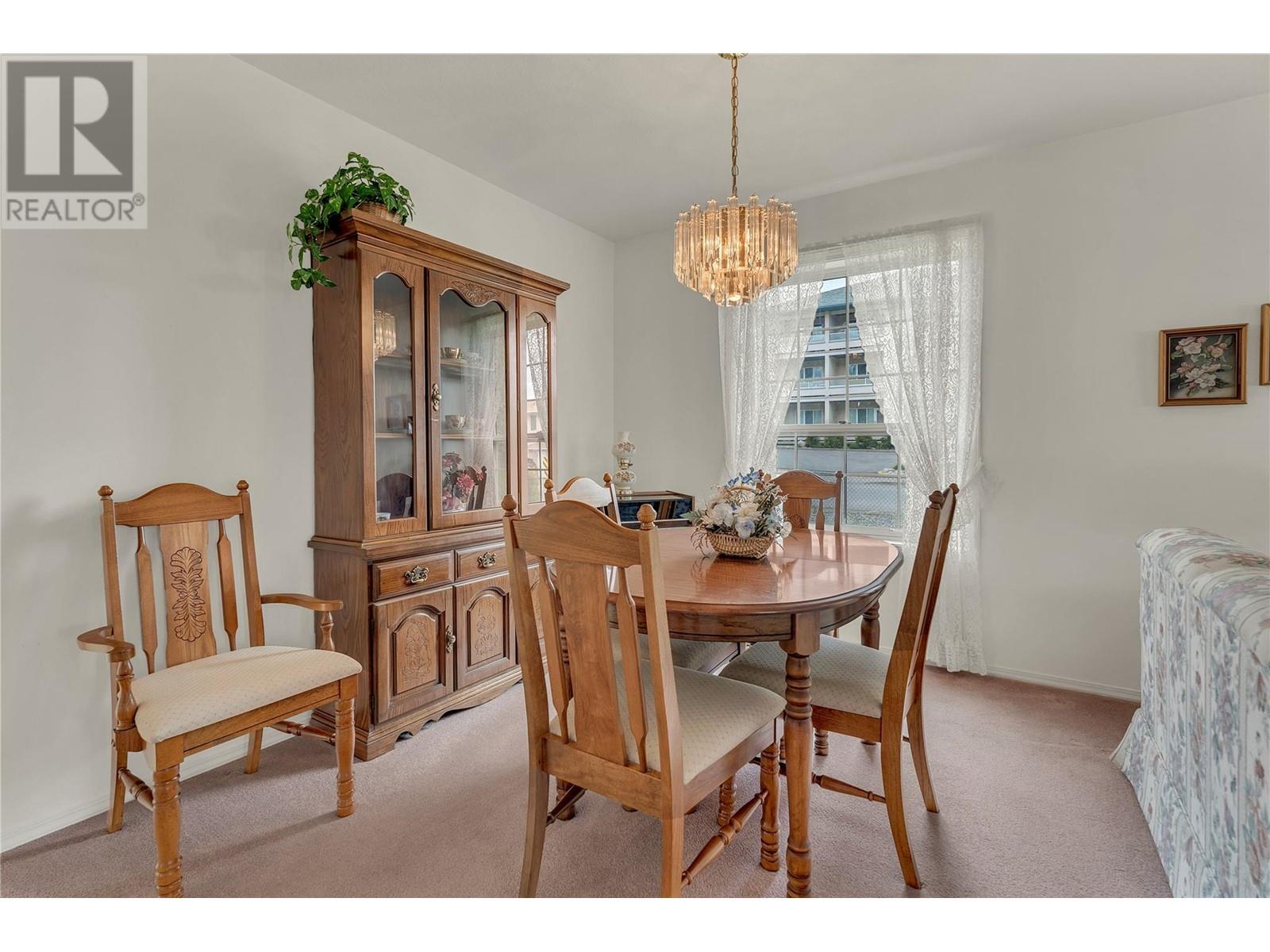  13208 Armstrong Avenue, Summerland