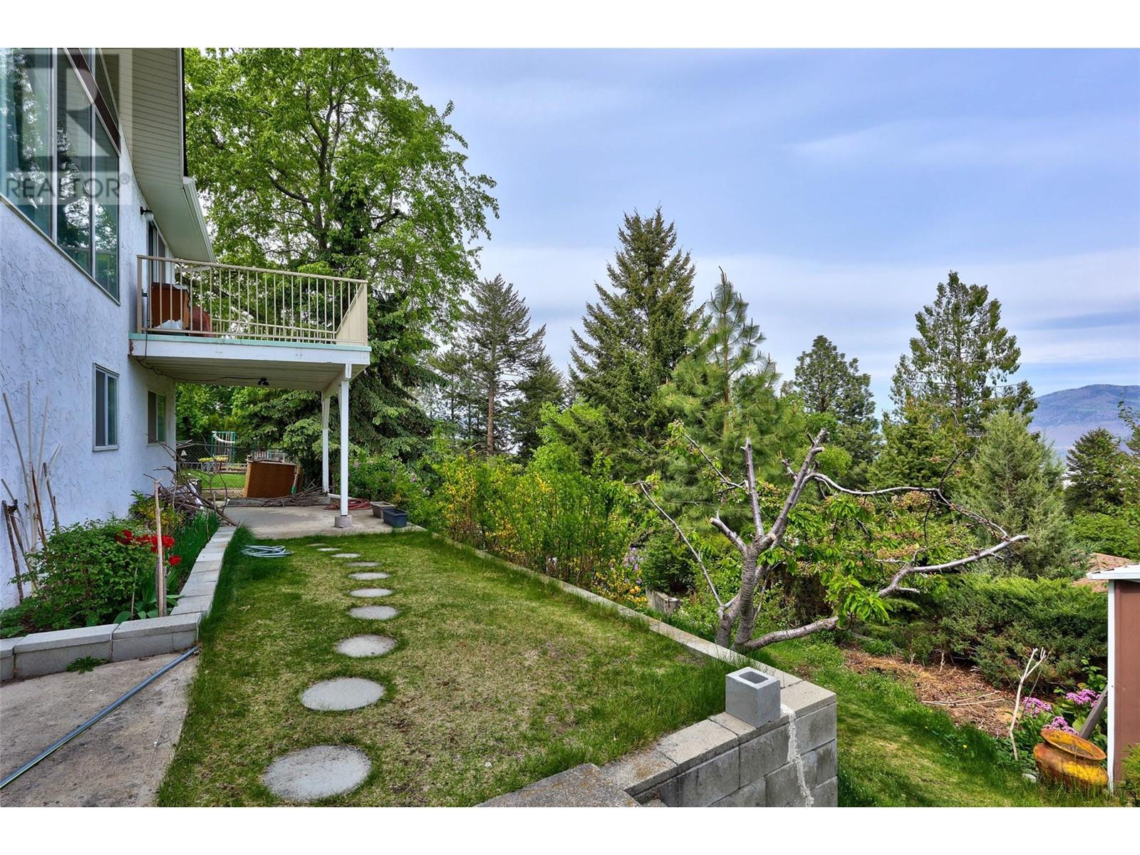 Photo 29 of 178 Waddington Drive, Kamloops BC