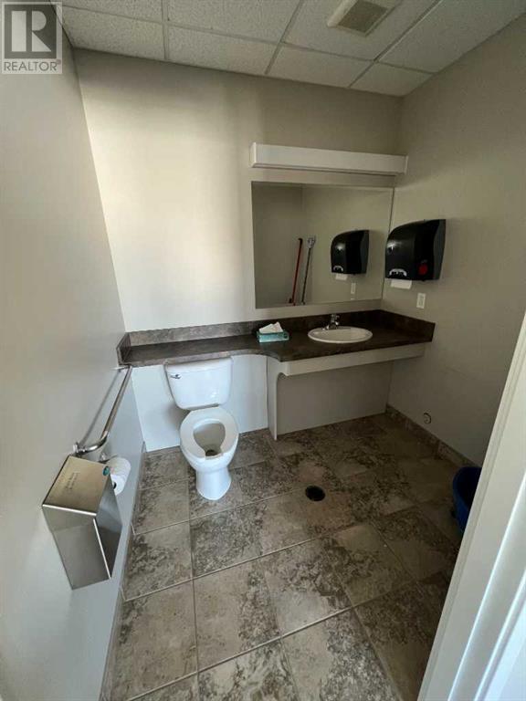 Photo 14 of 207 10605 West Side Drive, Grande Prairie AB