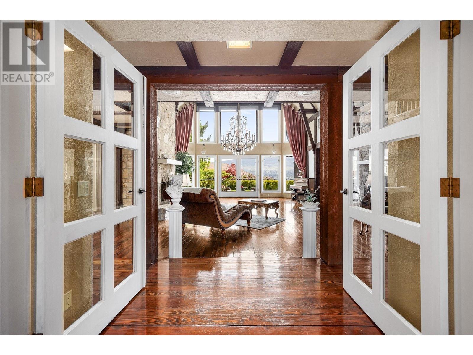 7 3105 Thacker Drive, West Kelowna