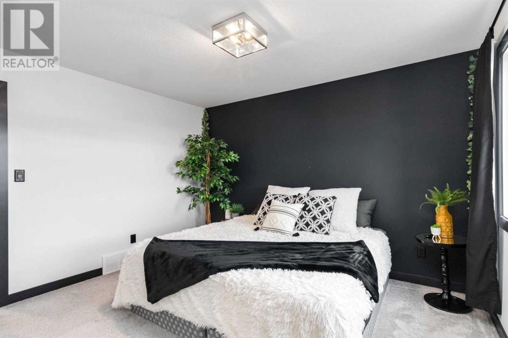 208 Athabasca Avenue, Fort McMurray, Alberta