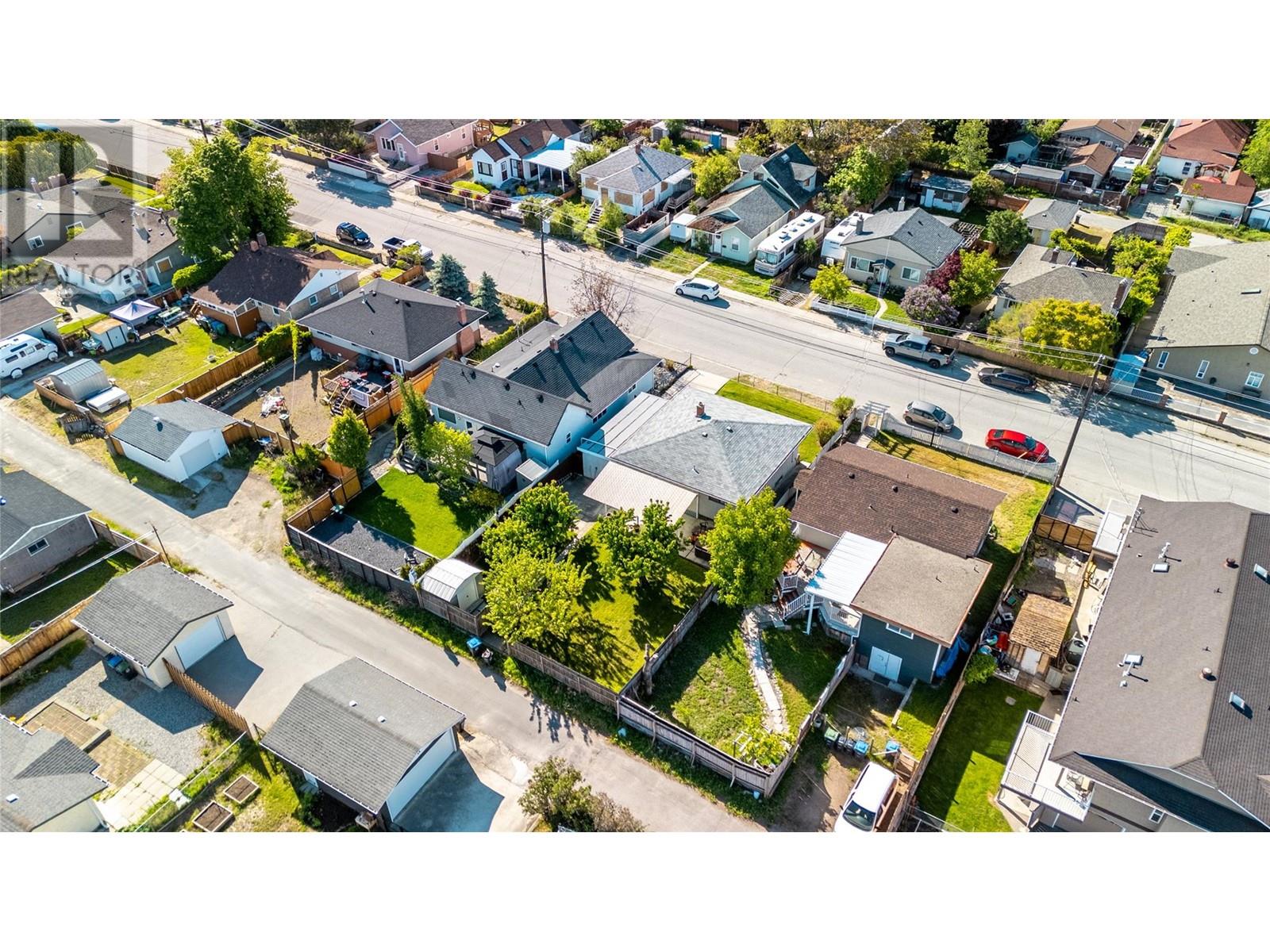  435 Penticton Avenue, Penticton