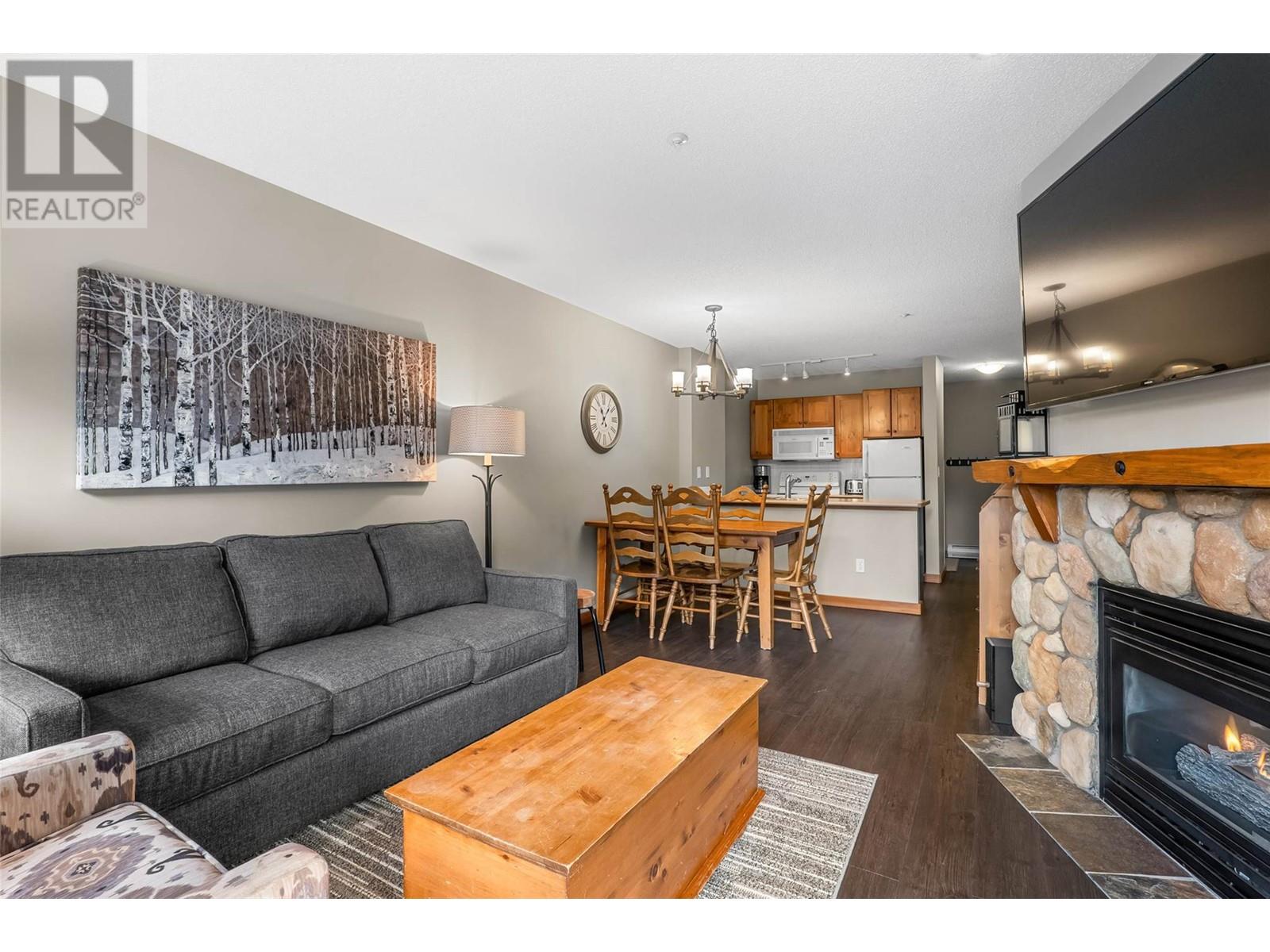 3190 Creekside Way Unit# 218, Sun Peaks