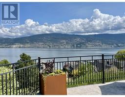 15415 Pohlman Avenue, Summerland