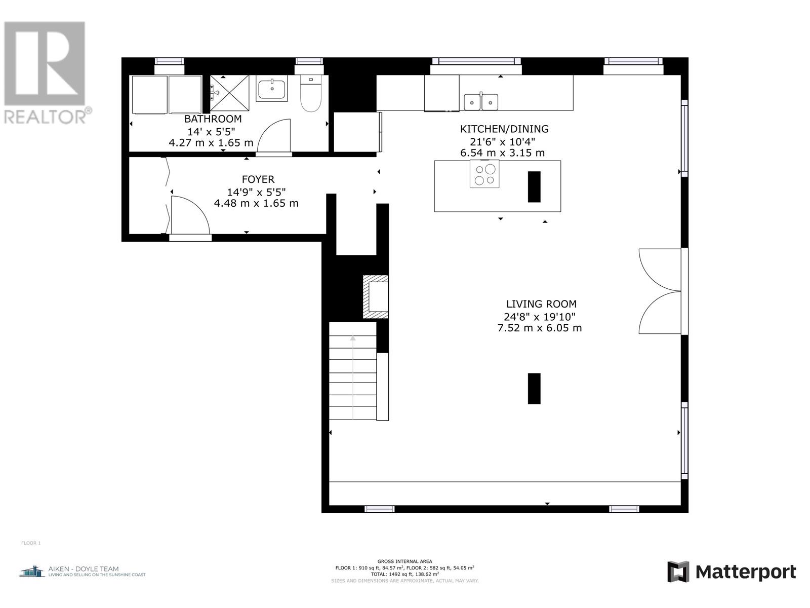 2470 SUNSHINE COAST HIGHWAY, Roberts Creek