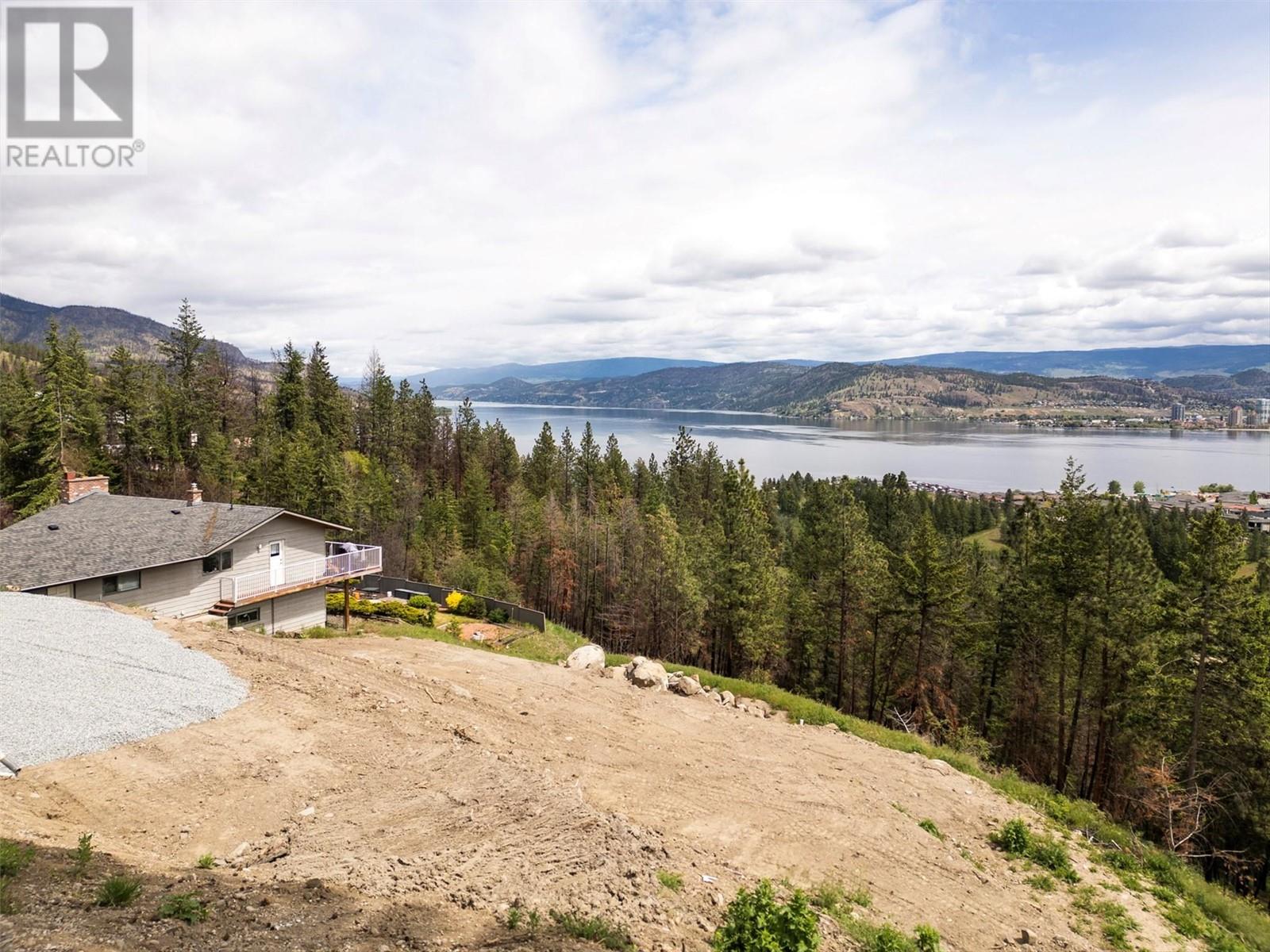  1687 Scott Crescent, West Kelowna