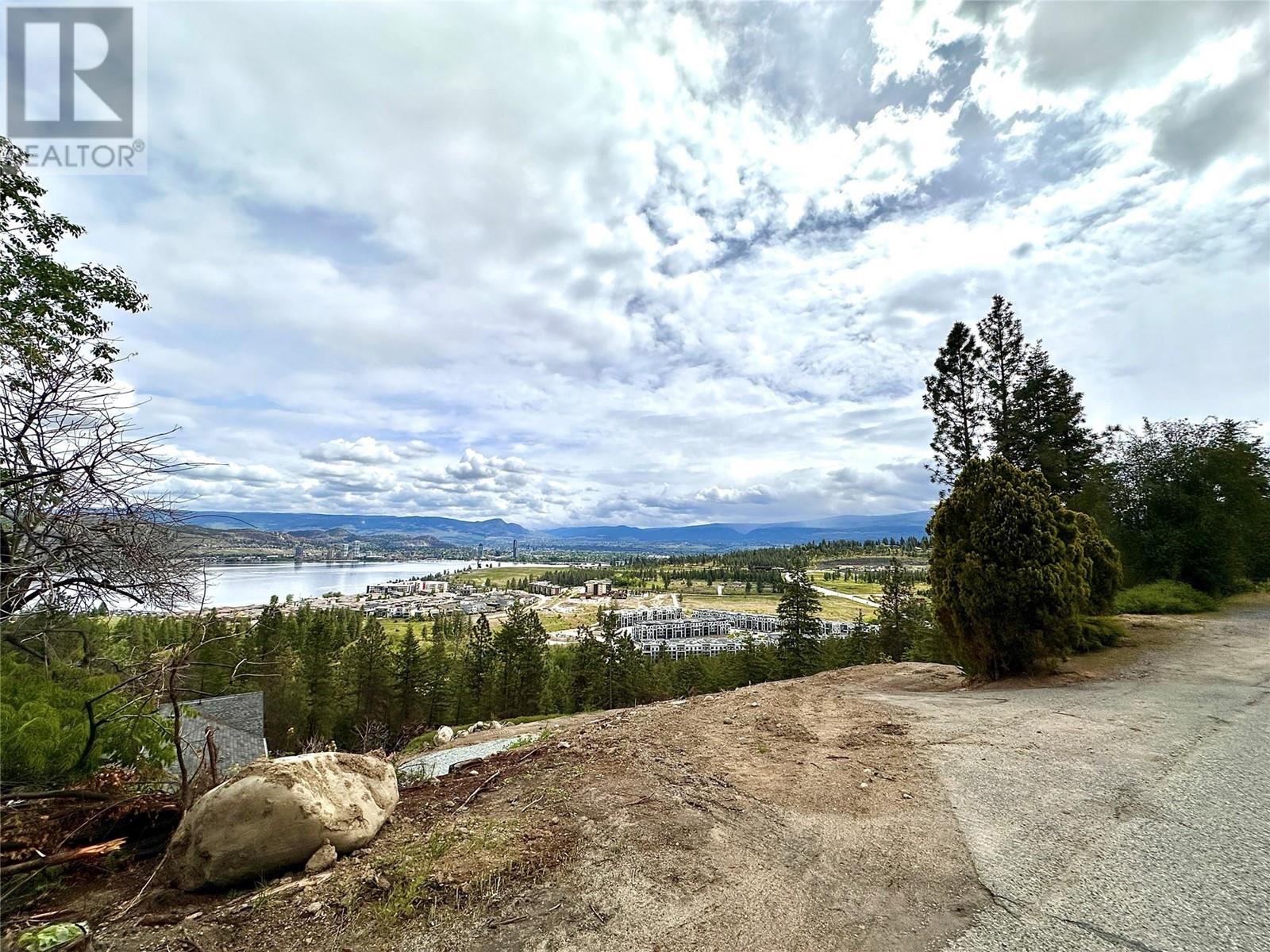  1687 Scott Crescent, West Kelowna